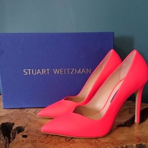 BNIB Stuart Weitzman *Size 5*